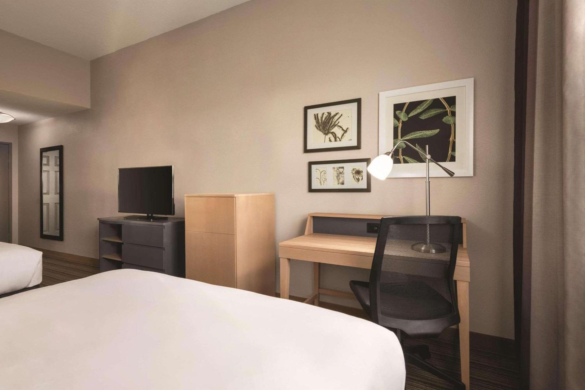 Country Inn & Suites By Radisson, Bradenton-Lakewood-Ranch, Fl エクステリア 写真